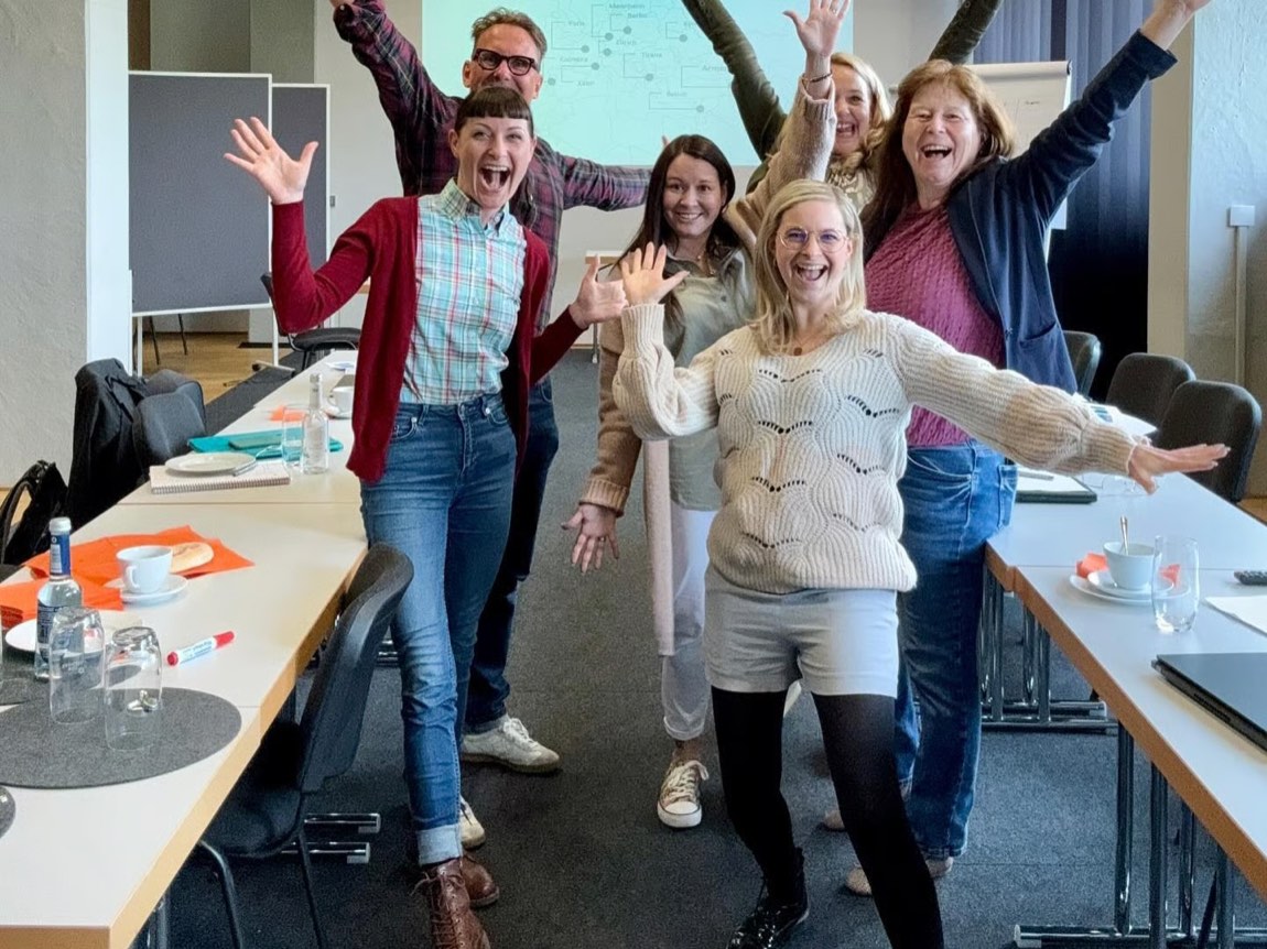 Das MACHEN! Team in einem kreativen Workshop